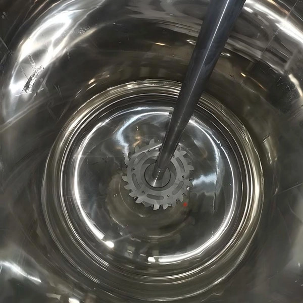 R&eacute;servoir de m&eacute;lange de peinture